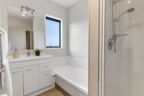 Photo of property in 8/53 Mays Road, Onehunga, Auckland, 1061