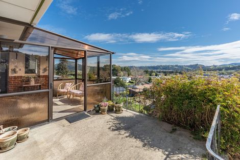 Photo of property in 8 Allen Road, Green Island, Dunedin, 9018