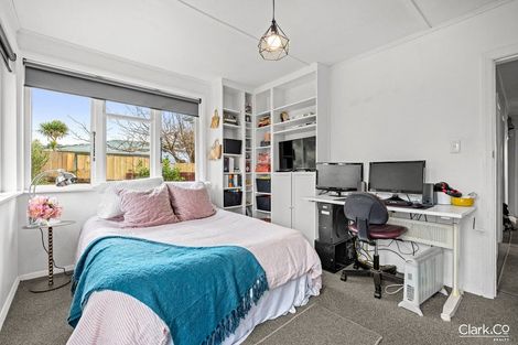 Photo of property in 142 Te Pene Avenue, Titahi Bay, Porirua, 5022