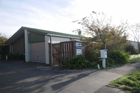 Photo of property in 32 Raekura Place, Redcliffs, Christchurch, 8081