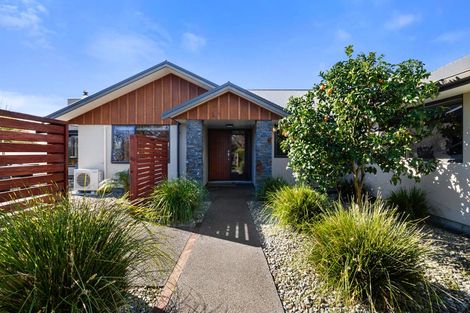Photo of property in 533 Manutahi Road, Lepperton, New Plymouth, 4373