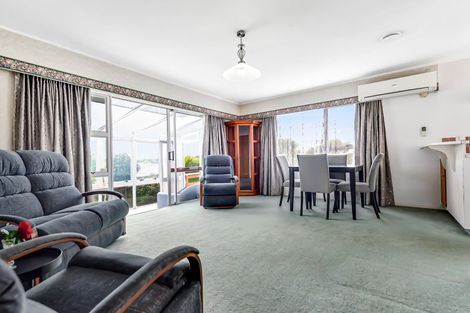 Photo of property in 8b Dovedale Place, Dinsdale, Hamilton, 3204