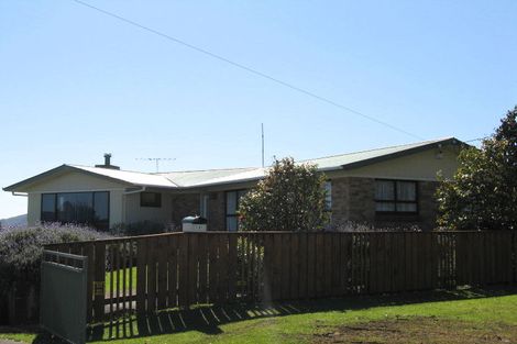 Photo of property in 121 Kimihia Road, Huntly, 3700