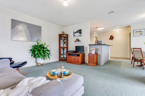 Photo of property in 13 Grevillea Place, Melville, Hamilton, 3206