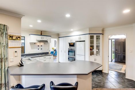 Photo of property in 17 Malbec Way, Greenmeadows, Napier, 4112