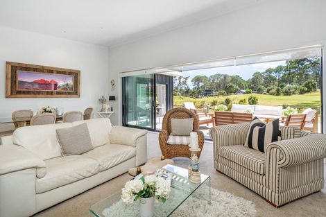 Photo of property in 111 Benjamin Place, Matarangi, Whitianga, 3592