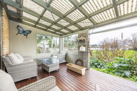 Photo of property in 190 Great South Road, Huntly, 3700