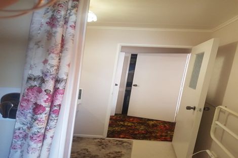 Photo of property in 85 Beauchamp Street, Karori, Wellington, 6012