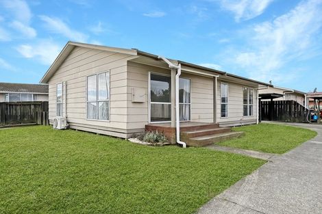 Photo of property in 3a Colonial Place, Kelvin Grove, Palmerston North, 4414
