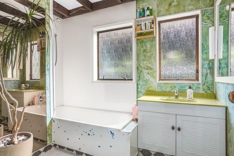 Photo of property in 39 Carlton Street, Melrose, Wellington, 6023