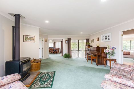 Photo of property in 274 Hill Road, The Gardens, Auckland, 2105