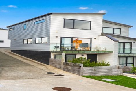 Photo of property in 20a Arrow Road, Forrest Hill, Auckland, 0620