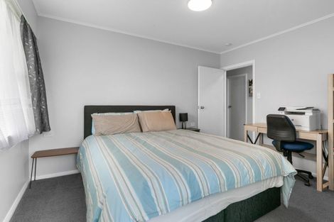 Photo of property in 13 Burn Street, Levin, 5510