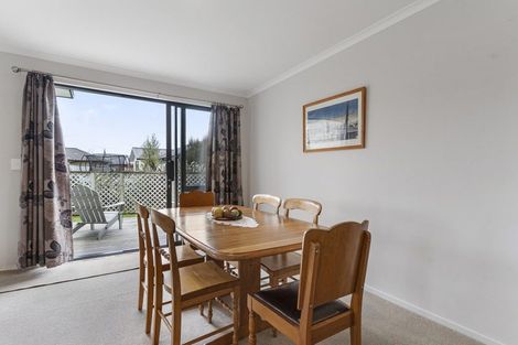 Photo of property in 42 Feist Street, Carterton, 5713