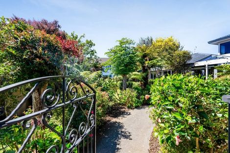 Photo of property in 3e Kinross Drive, Merrilands, New Plymouth, 4312