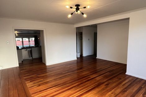 Photo of property in 24 Akaroa Avenue, Awapuni, Palmerston North, 4412