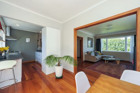 Photo of property in 1/15 Rosier Road, Glen Eden, Auckland, 0602