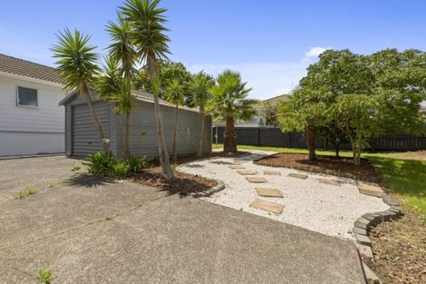 Photo of property in 139 Universal Drive, Henderson, Auckland, 0610