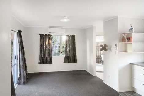 Photo of property in 37 James Foley Avenue, Pirimai, Napier, 4112