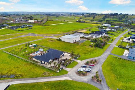 Photo of property in 32 Aileron Rise, Dairy Flat, Albany, 0794