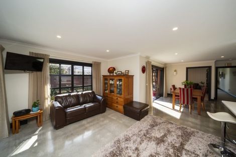 Photo of property in 7 Cameron Street, Hawera, 4610