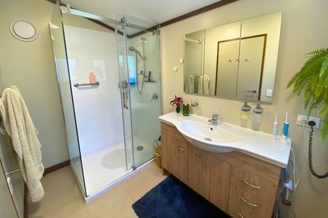 Photo of property in 6 Ewing Place, Albert Town, Wanaka, 9305