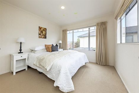 Photo of property in 15 William Woods Court, Flat Bush, Auckland, 2016