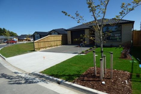 Photo of property in 40 Tara Crescent, Woodend, 7610