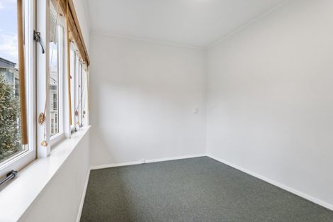 Photo of property in 88 Kelman Road, Kelston, Auckland, 0602