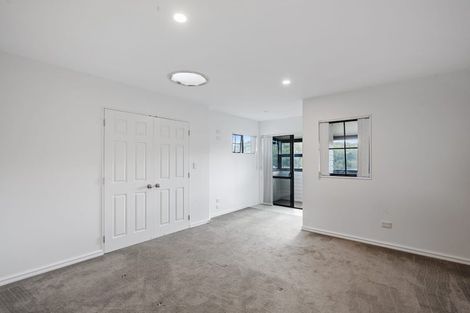 Photo of property in 384 Pine Valley Road, Dairy Flat, Silverdale, 0992