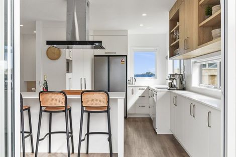 Photo of property in 13 Karanema Place, Coastlands, Whakatane, 3120