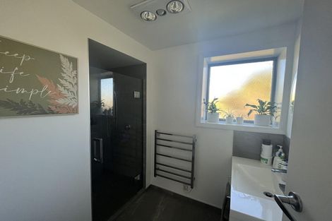 Photo of property in 2 Grosvenor Street, Redwood, Christchurch, 8051