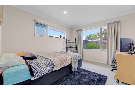 Photo of property in 132 Beach Road, North New Brighton, Christchurch, 8083