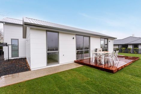 Photo of property in 7 Ella Lane, Green Island, Dunedin, 9018