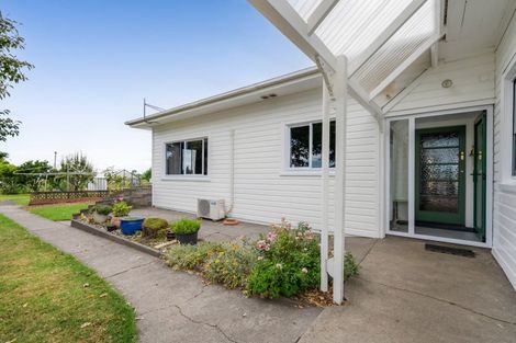 Photo of property in 14 Ngapapa Street, Urenui, 4375