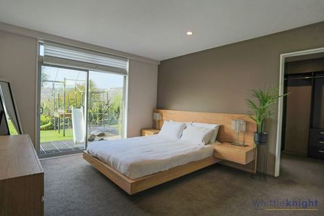 Photo of property in 2 Redcliffs View Lane, Redcliffs, Christchurch, 8081