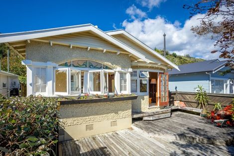 Photo of property in 9 Brook Street, The Brook, Nelson, 7010