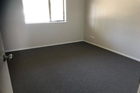 Photo of property in 55 Sabulite Road, Kelston, Auckland, 0602