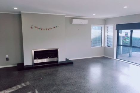 Photo of property in 37 Rochester Crescent, Somerville, Auckland, 2014