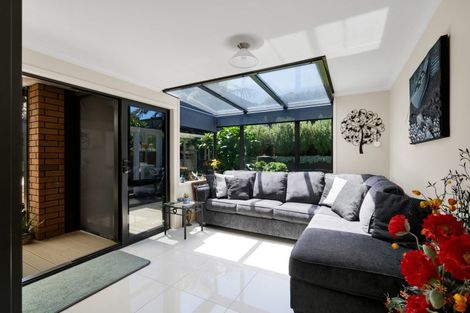 Photo of property in 32b Ainslee Street, Highlands Park, New Plymouth, 4312