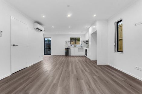 Photo of property in 7/100 Seymour Road, Sunnyvale, Auckland, 0612