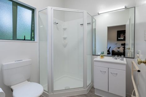 Photo of property in 153 Woodlands Park Road, Titirangi, Auckland, 0604