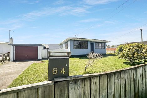 Photo of property in 64 Puriri Street, Gonville, Whanganui, 4501