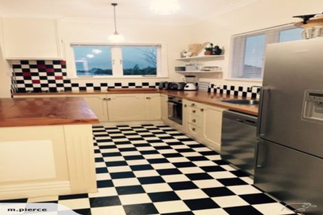 Photo of property in 1/194 Waimumu Road, Massey, Auckland, 0614