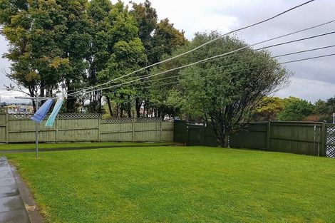 Photo of property in 3d Mountain Road, Mount Wellington, Auckland, 1060