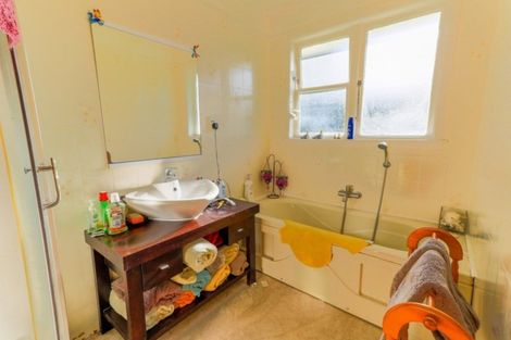 Photo of property in 19 Thynne Street, Foxton, 4814