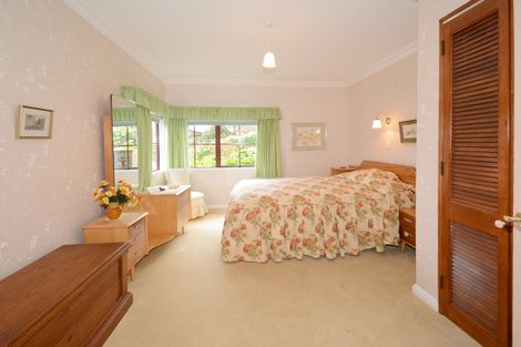 Photo of property in 4a Saint Ronans Road, Macandrew Bay, Dunedin, 9077