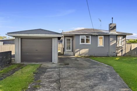 Photo of property in 38 Doralto Road, Frankleigh Park, New Plymouth, 4310