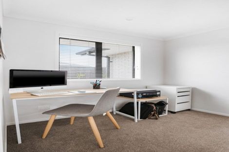 Photo of property in 5 Parore Drive, Omokoroa, 3114