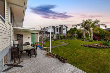 Photo of property in 166 Royal Road, Massey, Auckland, 0614